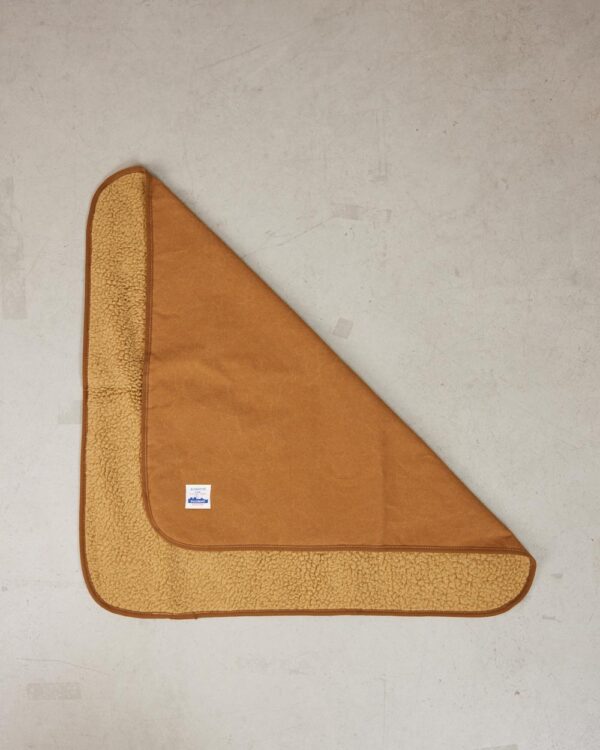 Alberton Japan Boa Fleece Blanket - Camel