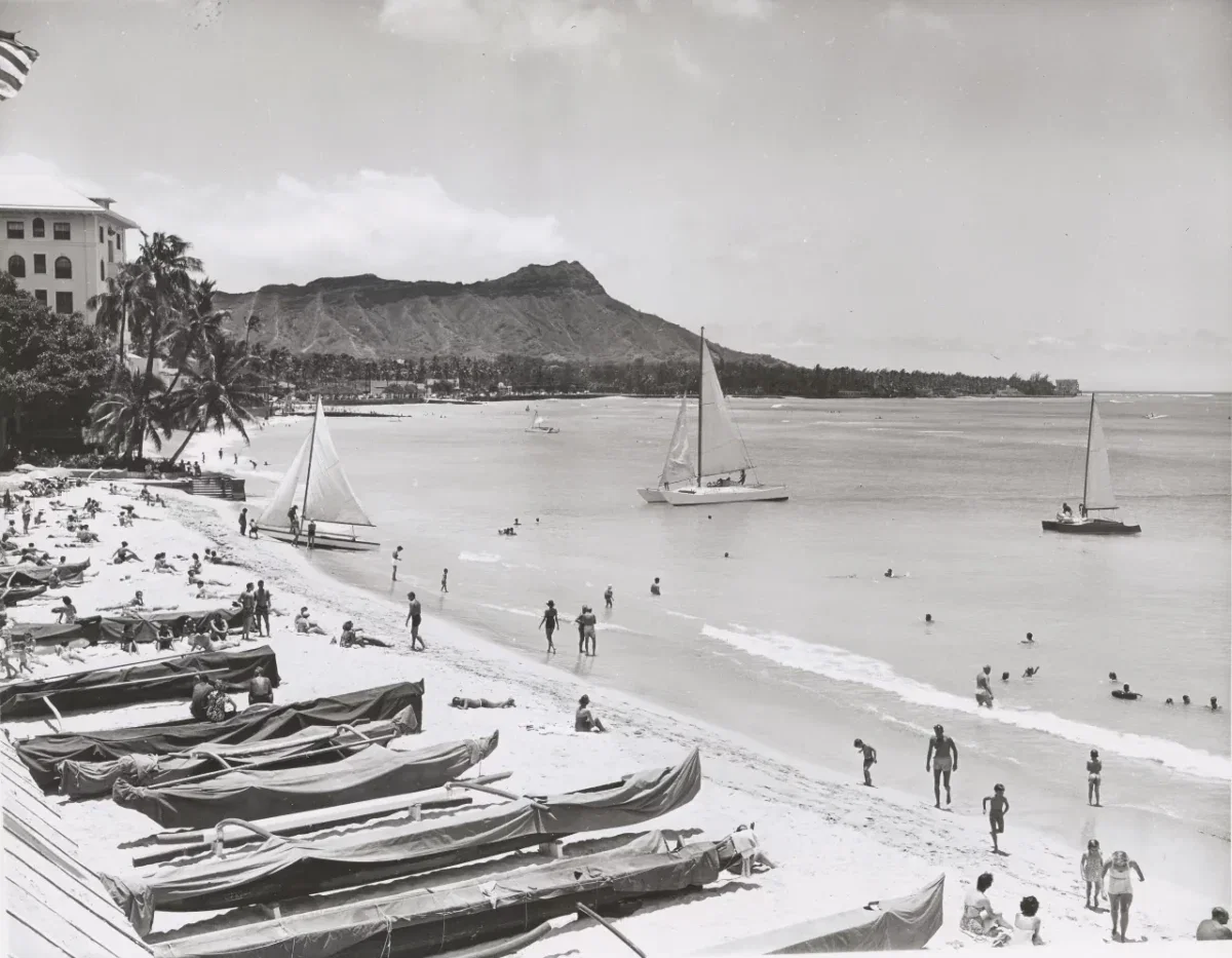 Waikiki Beach, 1940s