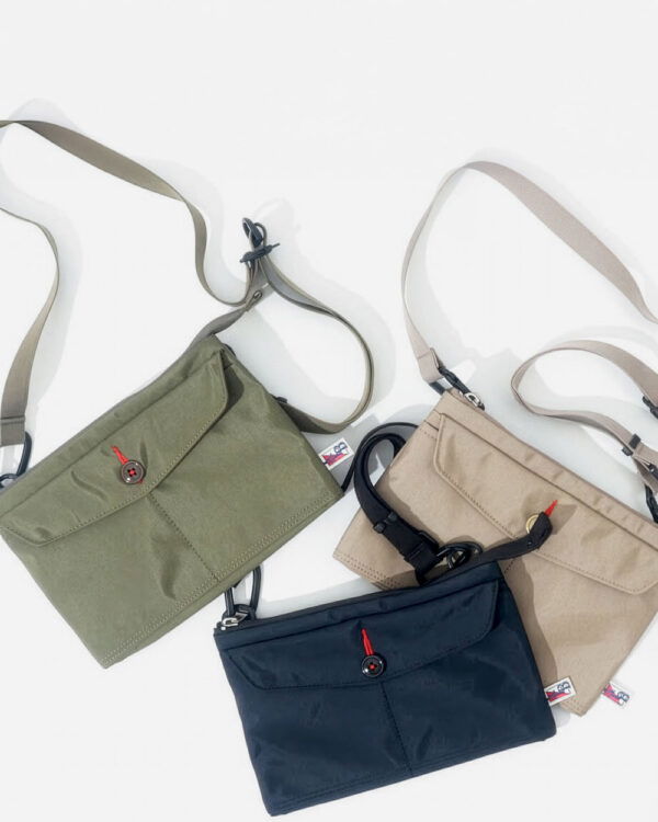 Army Duck Nylon Smartphone Shoulder Pouch